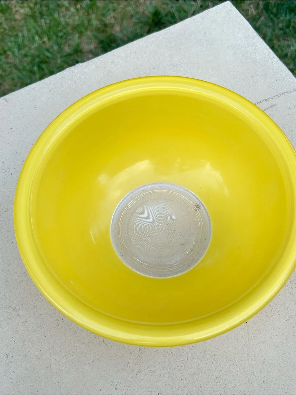 VTG Pyrex Yellow Mixing Bowl
